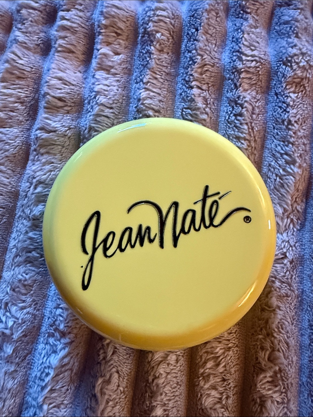 Jean Nate Silkening Body Powder 6 Ounce by Jean Naté original w puff - Picture 2 of 7